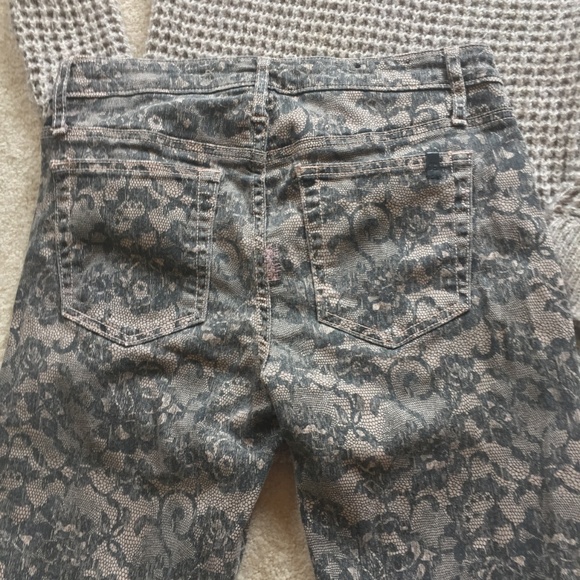 Joe's Floral Snakeskin Print Beige Skinny Jeans - Picture 4 of 5